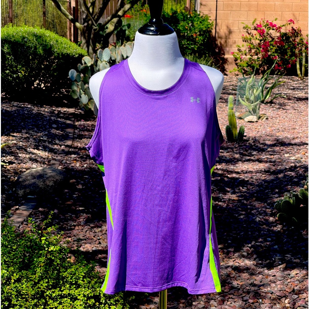 UNDER ARMOUR HEAT GEAR ATHLETIC TOP